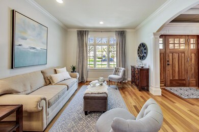 572 S Poplar Ave, Elmhurst, IL 60126 - photo 6