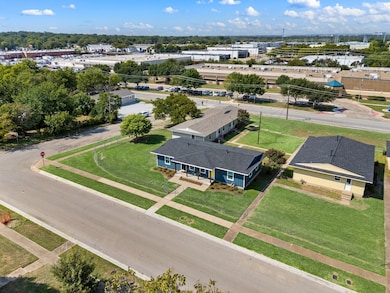 4092 Merida Ave, Fort Worth, TX 76110 - photo 2