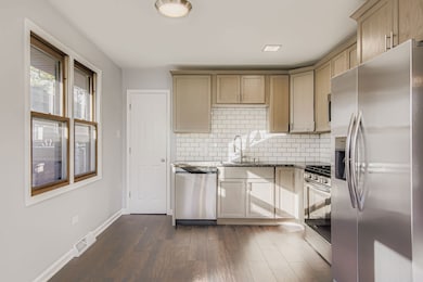 16042 Forest Ave, Oak Forest, IL 60452 - photo 5