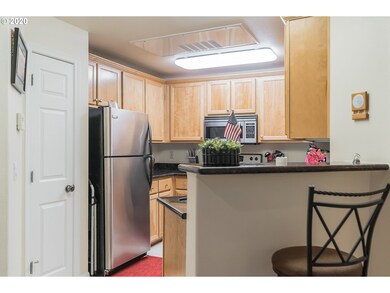 820 Springtree Ln, West Linn, OR 97068 - photo 5