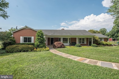 37628 Berryman Ln, Middleburg, VA 20117 - photo 2