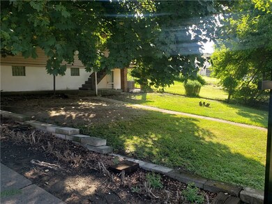 138 6th St, Midland, PA 15059 - photo 2