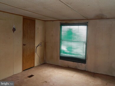 2097 Cannon Hill Rd, Hedgesville, WV 25427 - photo 5