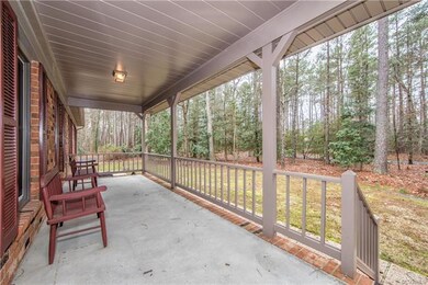 440 Sandhurst Dr, Petersburg, VA 23805 - photo 5