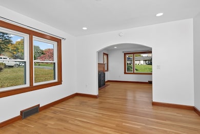 250 Gillespie Dr, Abingdon, VA 24210 - photo 6