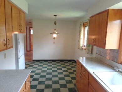 1021 N 13th St, Niles, MI 49120 - photo 6