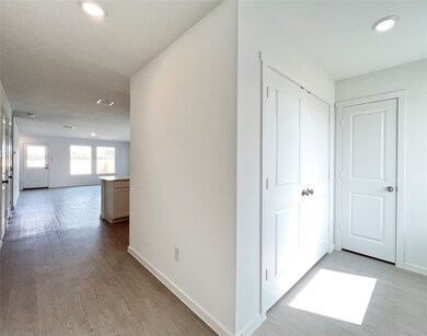 4012 Twinleaf Dr, Crowley, TX 76036 - photo 6