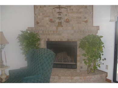 Den/Family/Great Room. Fireplace