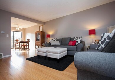 3025 Highcliff_003