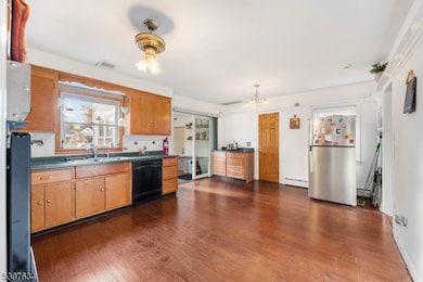 328 Minute Arms Rd, Union, NJ 07083 - photo 6