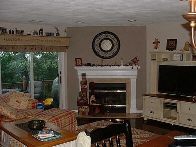 45 Scenic Dr unit 45, West Warwick, RI 02893 - photo 4