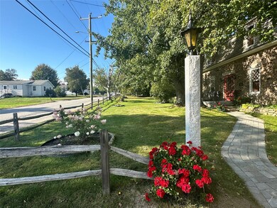 704 Hillside Ave, Berlin, NH 03570 - photo 5