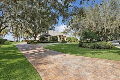 1640 Peninsula Dr, Tavares, FL 32778 - photo 2