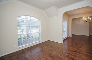 9030 Sunny Ridge Dr, Houston, TX 77095 - photo 6