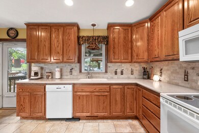 100 Cherokee Dr, Kimberling City, MO 65686 - photo 6