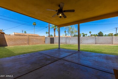 255sq ft Newer Covered Patio