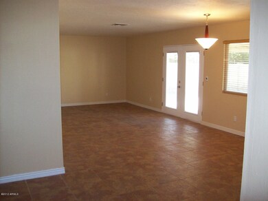 Family Room 1536 W Keating Ave, Mesa AZ