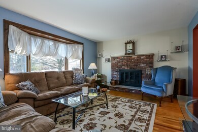 888 Mearns Rd, Warminster, PA 18974 - photo 6