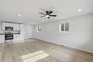 607 Warfield Dr, Portsmouth, VA 23701 - photo 3