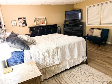 Gameroom / 4th bedroom