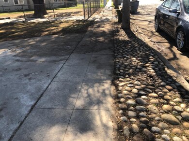 1284 N Ferger Ave, Fresno, CA 93728 - photo 5