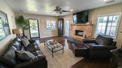 1475 Thomas Ave, San Diego, CA 92109 - photo 4