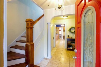 A spacious foyer to welcome guests