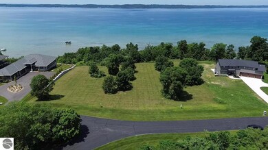 000 Bayridge Dr unit 11, Williamsburg, MI 49690 - photo 7