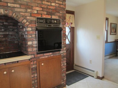 165 Leewood St, Manchester, NH 03103 - photo 7