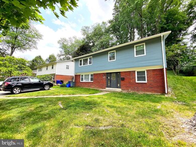 11410 Soward Dr, Kensington, MD 20895 - photo 4