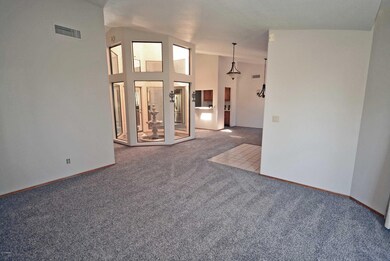 1007 E Vinedo Ln, Tempe, AZ 85284 - photo 7