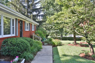 8417 Pennsylvania Run Rd, Louisville, KY 40228 - photo 2