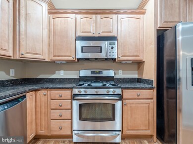 7128 Huntley Creek Place unit 74B, Alexandria, VA 22306 - photo 4