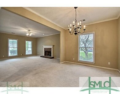 Den/Family/Great Room. Combination family room & d