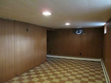 27 Wellington Ave, Warwick, RI 02886 - photo 3