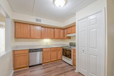 7859 N Caldwell Ave unit 109, Niles, IL 60714 - photo 7