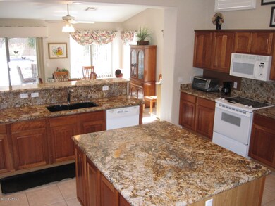 Open Kitchen with Large Island