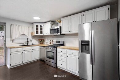 19522 SE 261st St, Covington, WA 98042 - photo 2