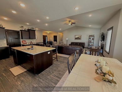 3310 Pinehurst Place, Grand Island, NE 68803 - photo 6