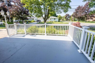 887 Remington Dr, North Tonawanda, NY 14120 - photo 4