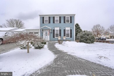 208 Mentzer Ave, New Holland, PA 17557 - photo 2