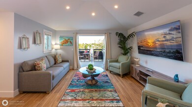 5-125SIMONTON-16x9-4thfloorlivingroomand