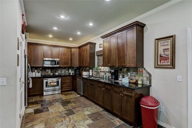 2506 Whispering Pine Blvd, Shawnee, OK 74804 - photo 7