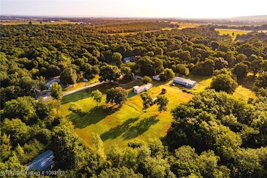 460912 E 1107 Rd, Sallisaw, OK 74955 - photo 6