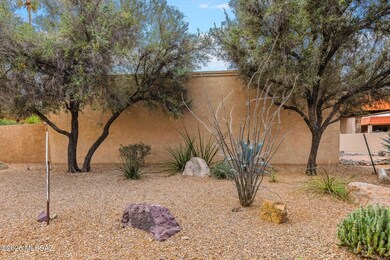 42-web-or-mls-8670 N Avenida Amatista -