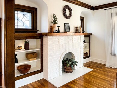 2nd floor living room