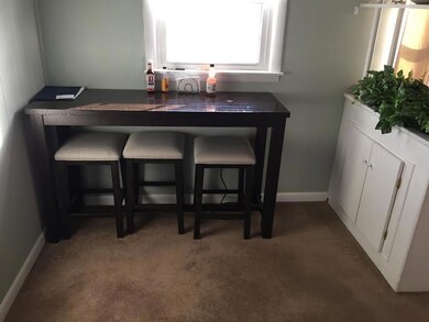 1552 Greenview Dr, Bethlehem, PA 18018 - photo 4