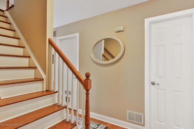 17 Emory St Howell NJ 07731-large-001-4-