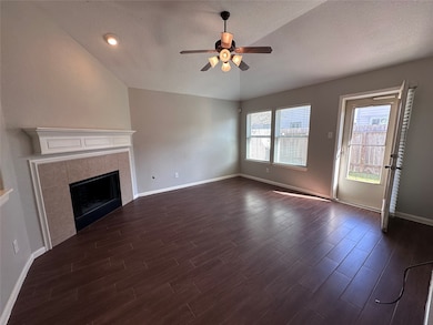 2303 Summit Meadow Dr, Missouri City, TX 77489 - photo 4