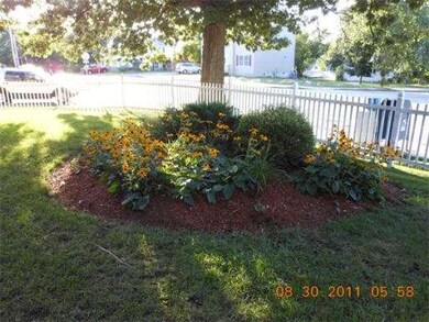 86 Beacon St unit 2, Lawrence, MA 01843 - photo 4